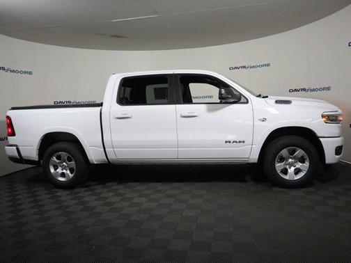 Bright White Clearcoat 2026 RAM 1500 Big Horn