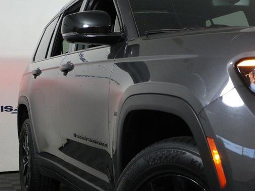 2024 Jeep Grand Cherokee L Laredo