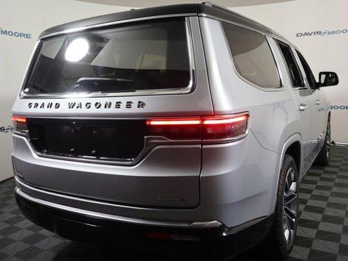 2022 Jeep Grand Wagoneer Series III