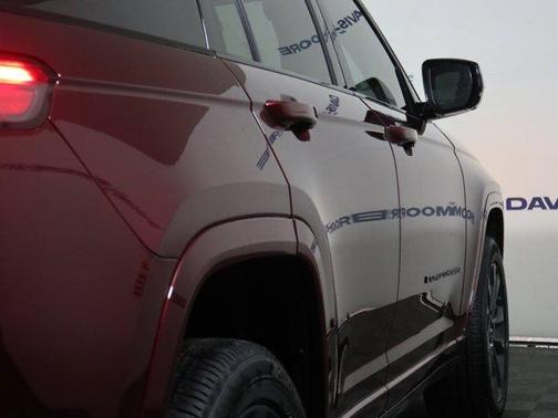 Velvet Red Pearlcoat 2026 Jeep Grand Cherokee Limited