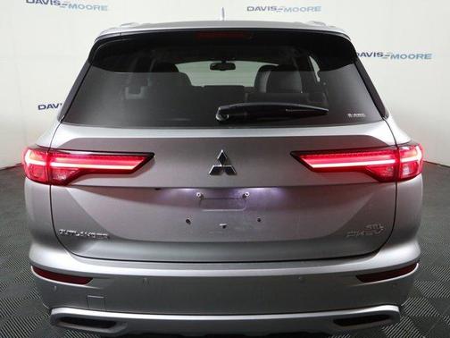 2024 Mitsubishi Outlander SEL