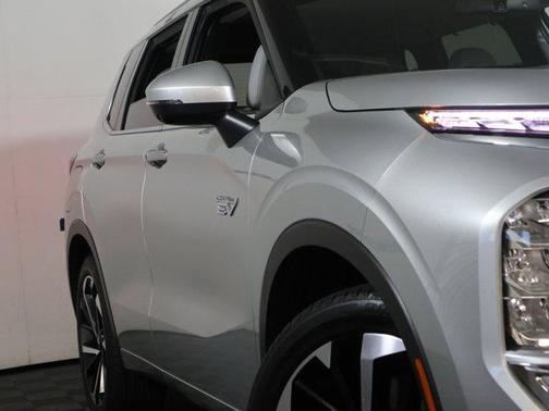 2024 Mitsubishi Outlander SEL