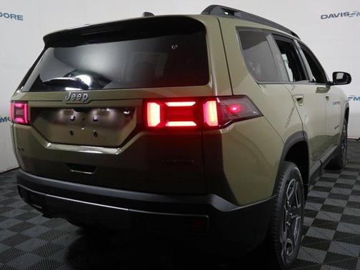 41 2026 Jeep Cherokee LAREDO/LIMITED