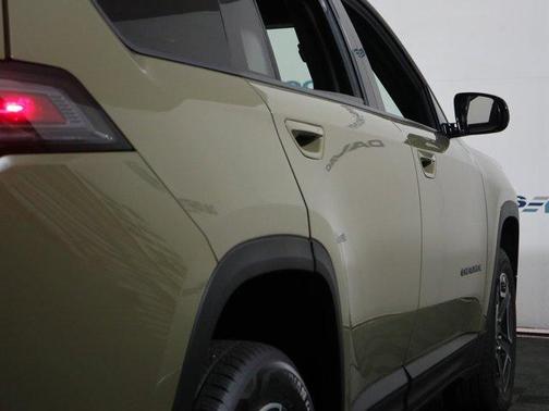 41 2026 Jeep Cherokee LAREDO/LIMITED