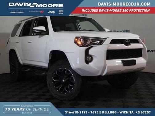Super White 2018 Toyota 4Runner SR5 Premium