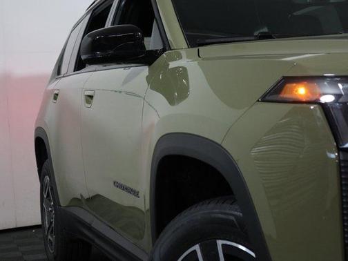 41 2026 Jeep Cherokee LAREDO/LIMITED