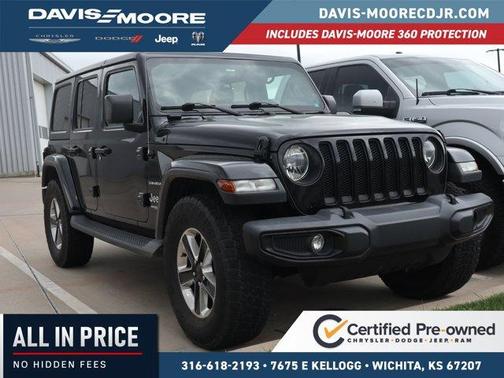 Black Clearcoat 2019 Jeep Wrangler Unlimited Sahara