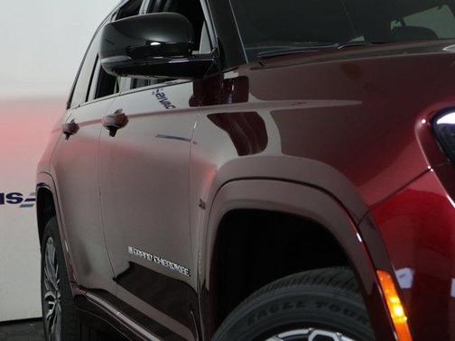 Velvet Red Pearlcoat 2026 Jeep Grand Cherokee Summit