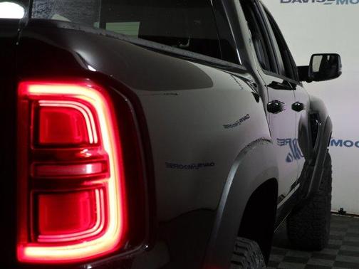 Diamond Black 2026 RAM 1500 RHO