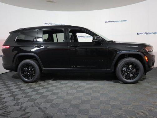 2025 Jeep Grand Cherokee L Laredo