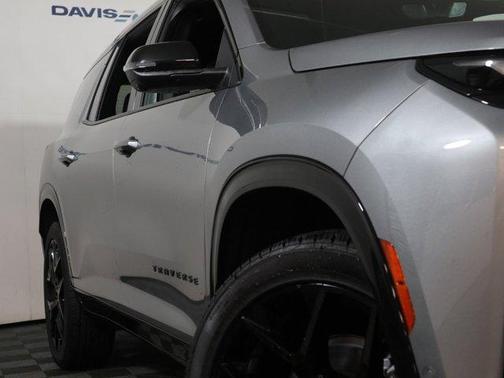 2025 Chevrolet Traverse RS