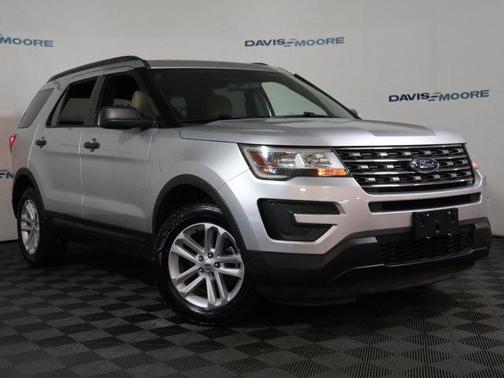 Ingot Silver 2017 Ford Explorer Base