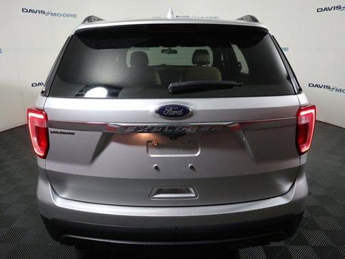 Ingot Silver 2017 Ford Explorer Base