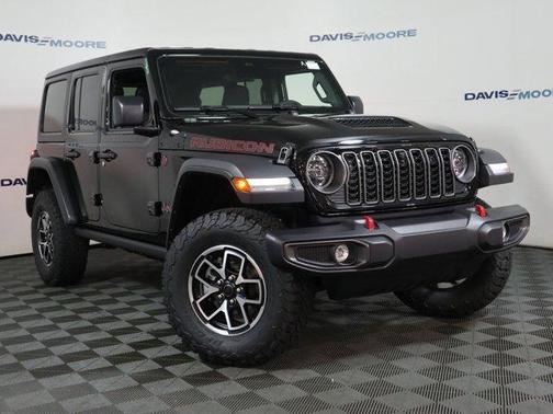 Black Clearcoat 2026 Jeep Wrangler Rubicon