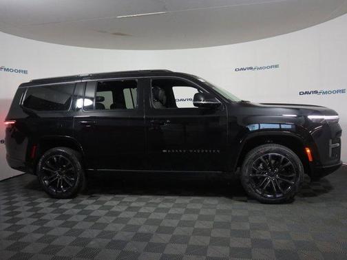 Gloss Black 2026 Jeep Grand Wagoneer Summit Obsidian