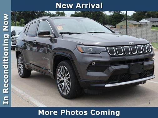 Granite Crystal Clearcoat Metallic 2022 Jeep Compass Limited