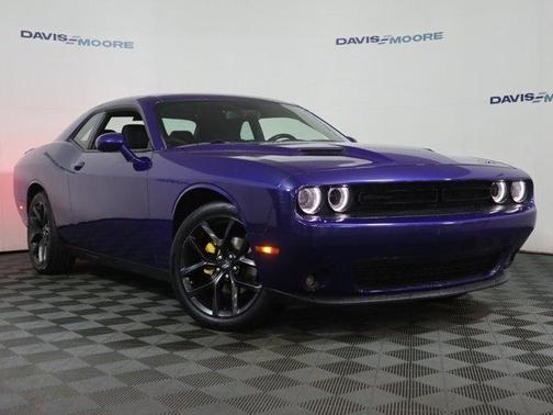 2022 Dodge Challenger SXT