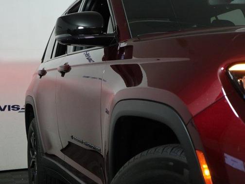 Velvet Red Pearlcoat 2024 Jeep Grand Cherokee Laredo