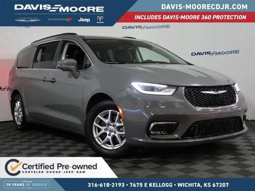 2022 Chrysler Pacifica Touring-L