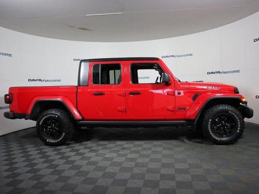 2021 Jeep Gladiator Sport