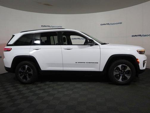 2023 Jeep Grand Cherokee 4xe Base