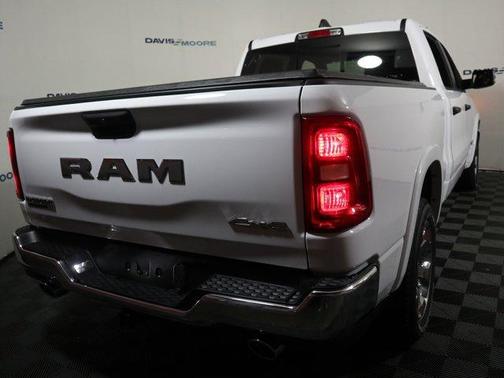 Bright White Clearcoat 2026 RAM 1500 Big Horn