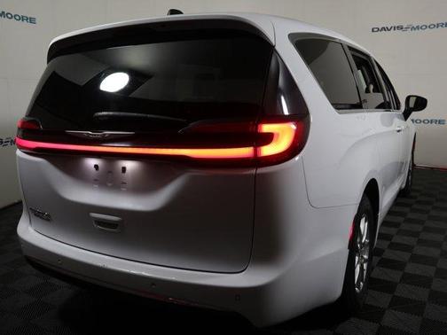 Bright White Clearcoat 2023 Chrysler Pacifica Touring-L