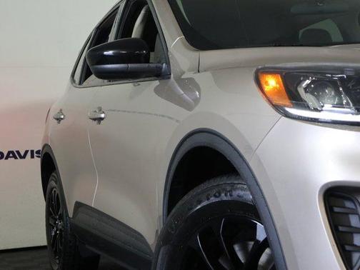 2020 Ford Escape SE Sport Hybrid