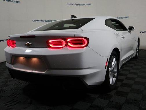Summit White 2021 Chevrolet Camaro 1LS