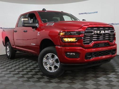 Molten Red Pearlcoat 2026 RAM 2500 Big Horn