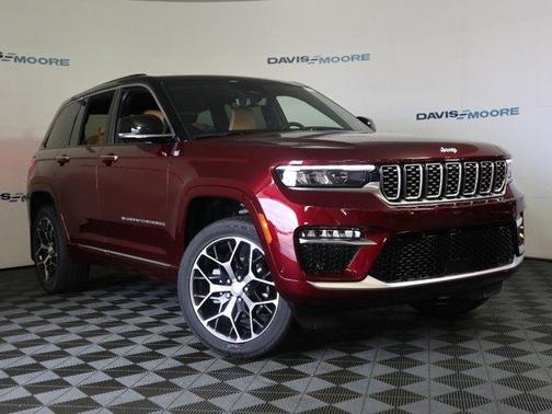 2025 Jeep Grand Cherokee Summit