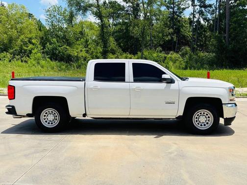 White 2018 Chevrolet Silverado 1500 1LT