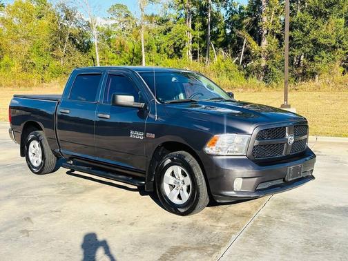 2017 RAM 1500 Tradesman/Express