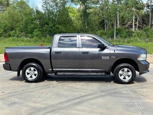 Granite Crystal Metallic Clearcoat 2017 RAM 1500 Tradesman/Express