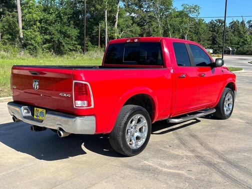 Flame Red Clearcoat 2017 RAM 1500 Laramie