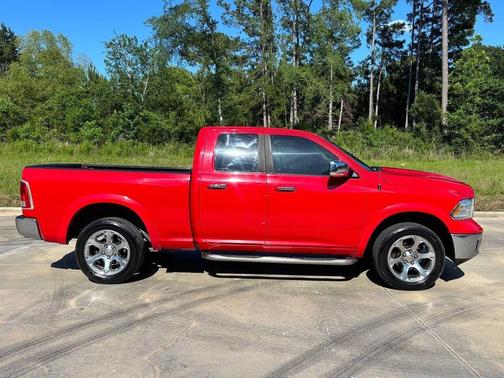 Flame Red Clearcoat 2017 RAM 1500 Laramie