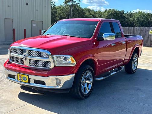 Flame Red Clearcoat 2017 RAM 1500 Laramie