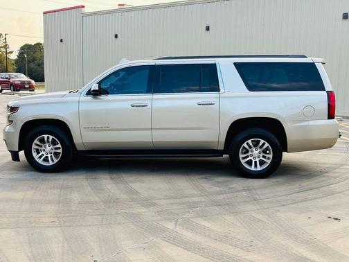 2016 Chevrolet Suburban LT
