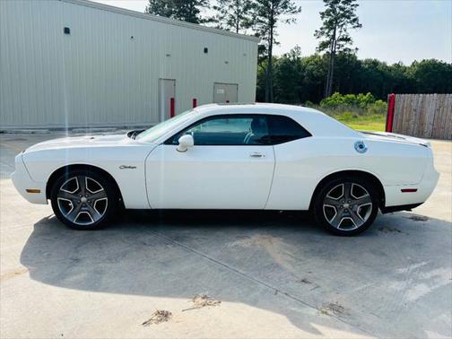 2010 Dodge Challenger SE