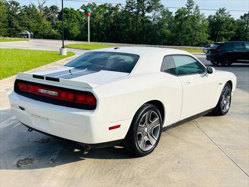 2010 Dodge Challenger SE