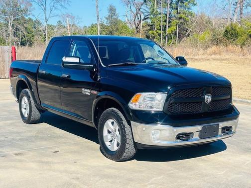 2015 RAM 1500 SLT