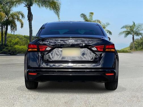 2024 Nissan Altima S FWD