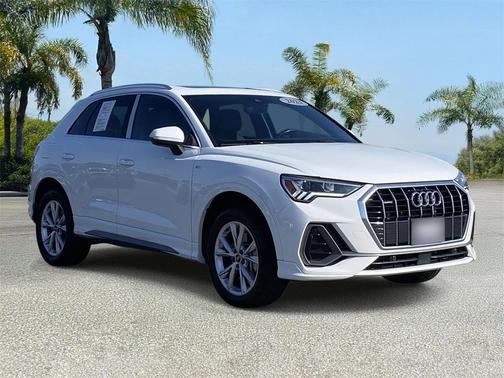 2023 Audi Q3 Premium 45 TFSI S line quattro Tiptronic