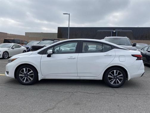 2025 Nissan Versa 1.6 SV