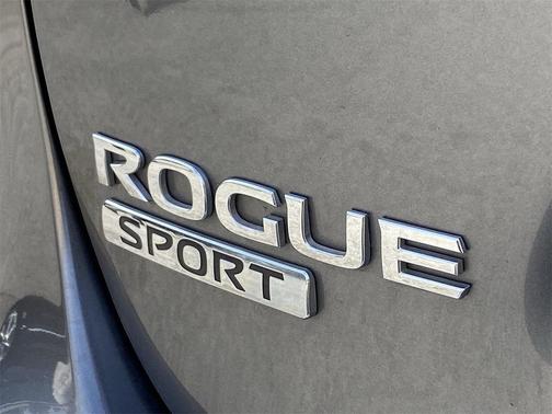 2019 Nissan Rogue Sport SV