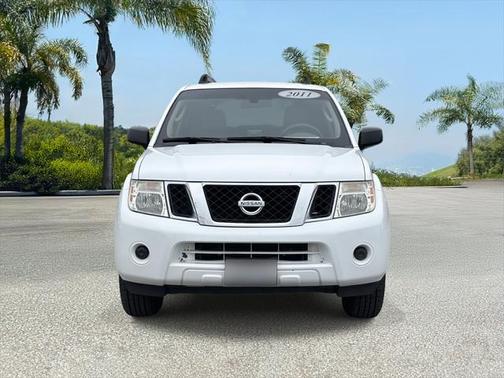 2011 Nissan Pathfinder S