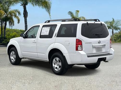 2011 Nissan Pathfinder S