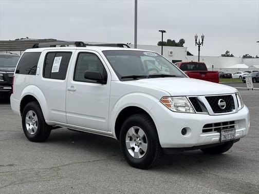 2011 Nissan Pathfinder S