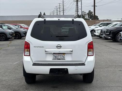 2011 Nissan Pathfinder S
