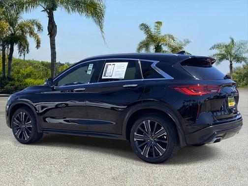 2022 INFINITI QX50 LUXE